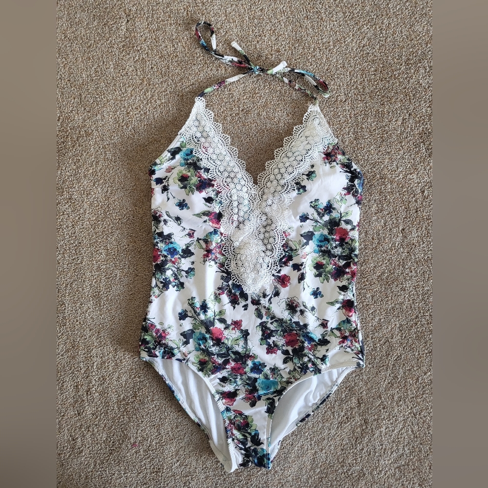 Sea angel lace floral one piece swimsuit large